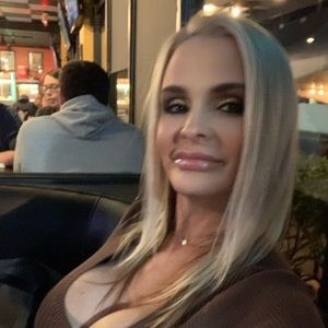 Meet your Posher, Dawna